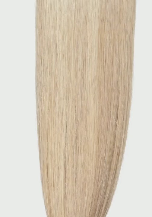 No P18/60 French Cream Blonde hair colour in movement