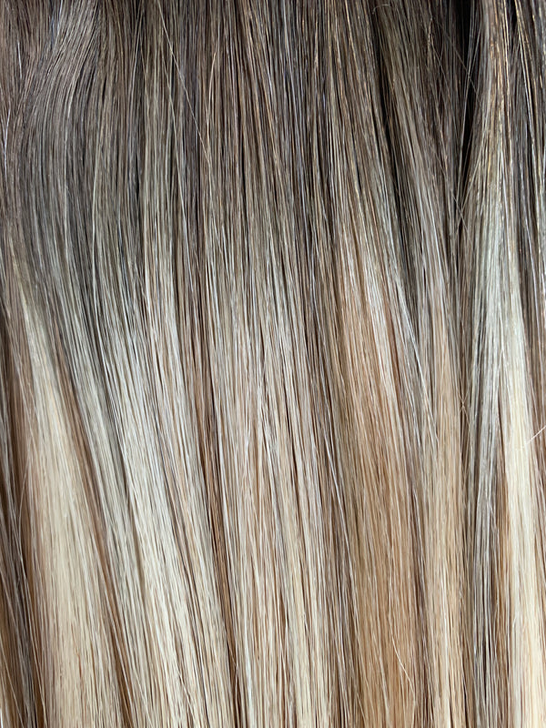 №R8 8/60 Buttery Blonde keratin tip hair extensions